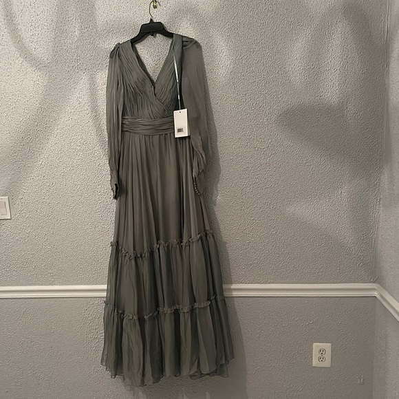 Mac Duggal Peasant Skirt V - Neck Dress, Long Sleeve Sage Gown New with Tags - Picture 6 of 15